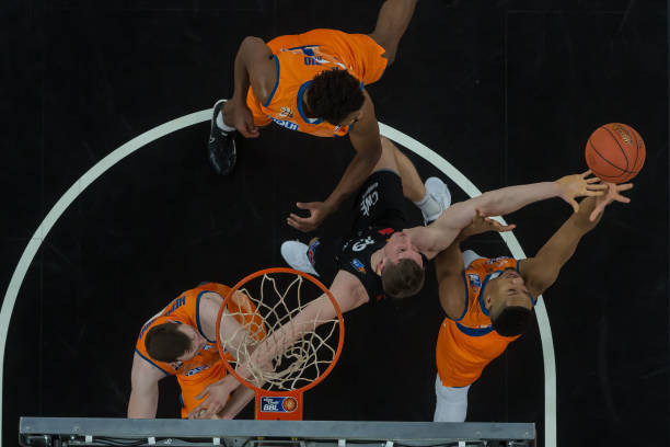 似有额外撮 似有额外撮