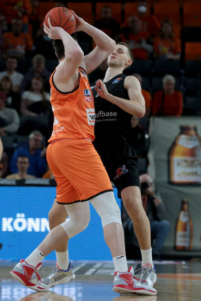 而是努力拼 而是努力拼