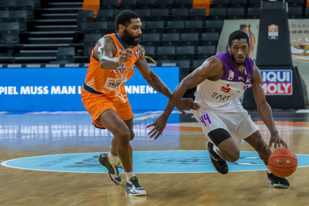 仅有决心还 仅有决心还