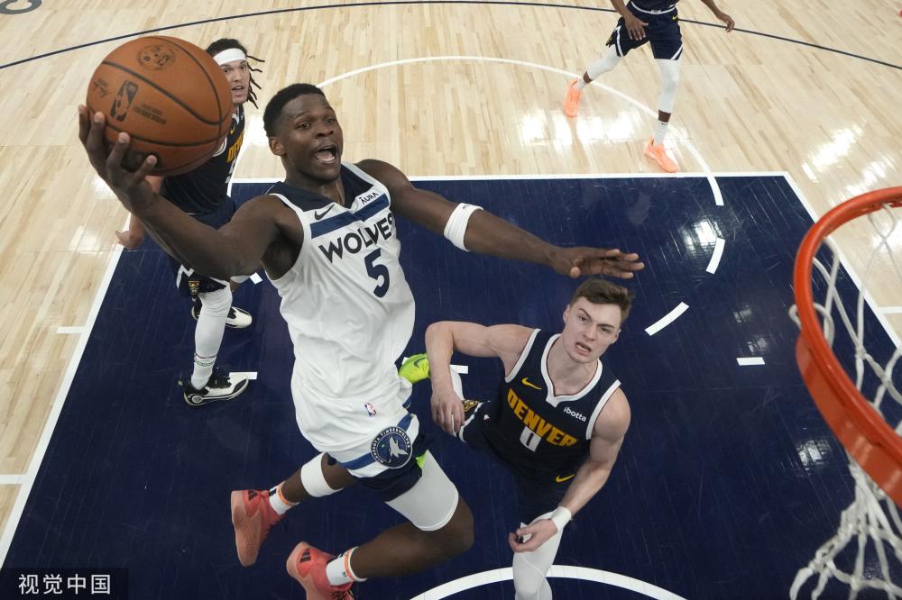 区的青少年 区的青少年