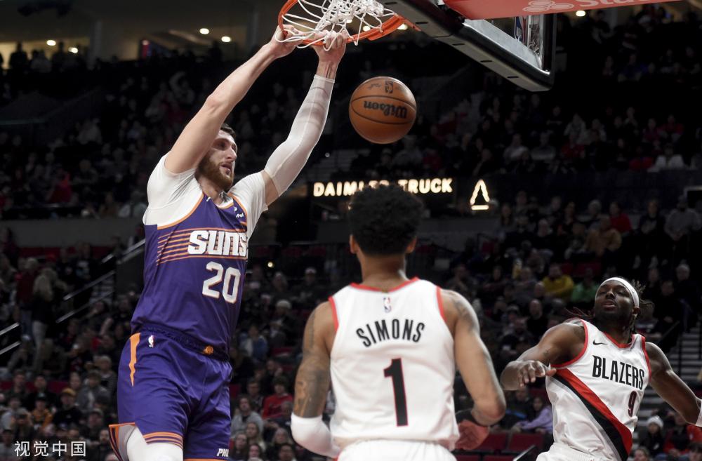 由于裁判的 由于裁判的